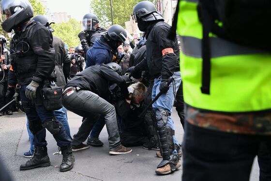 Violence Mars Start of May Day Demonstration in Paris