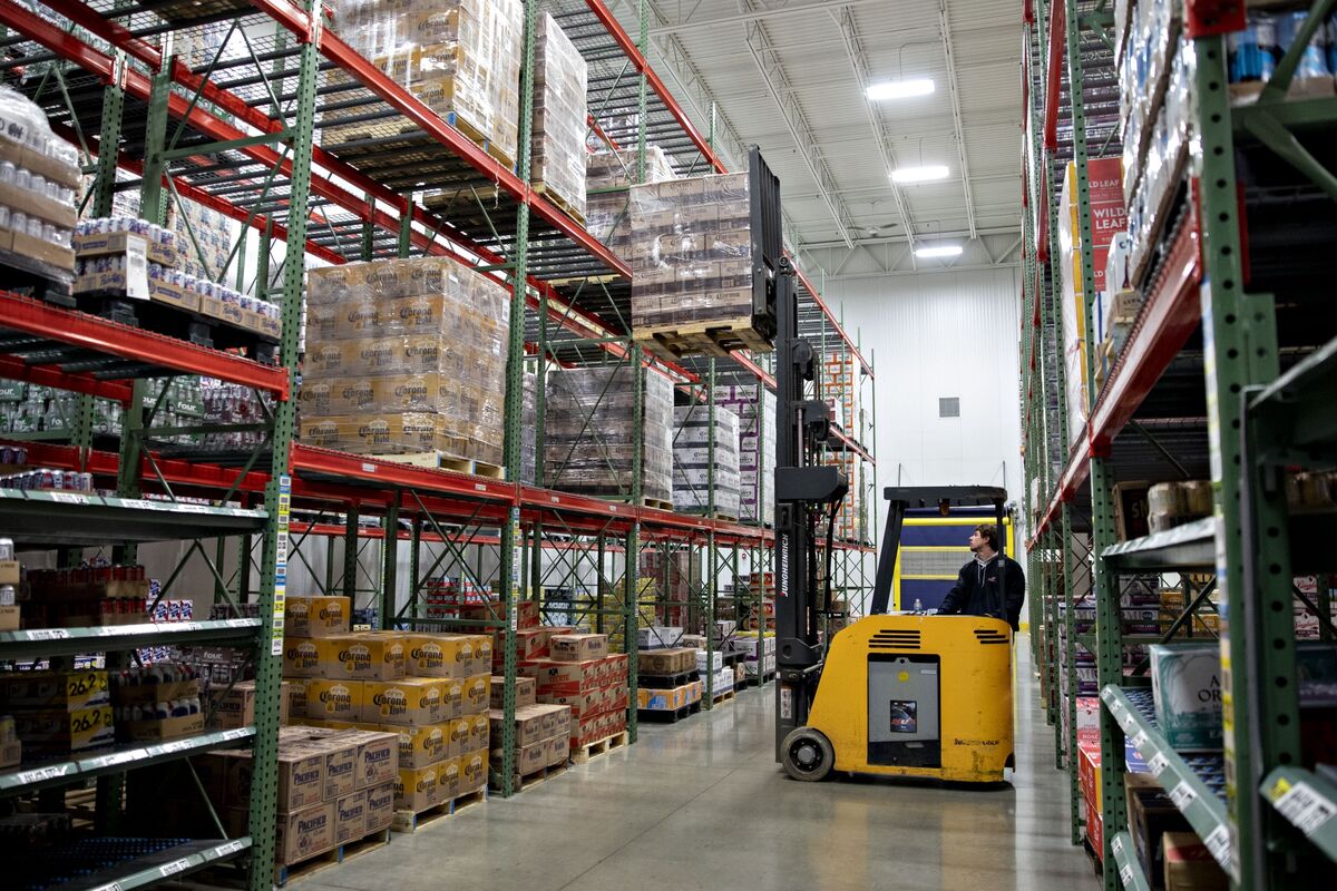 US Warehouse Sector Loses Jobs for Fourth Month in Cooling Sign - Bloomberg