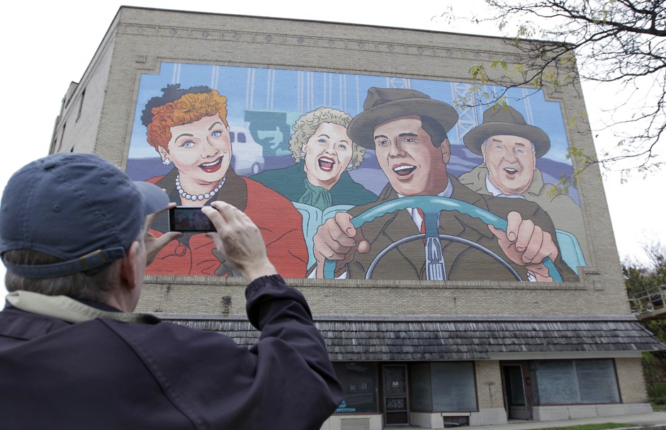 A mural of Jamestown's most famous person: Lucille Ball.