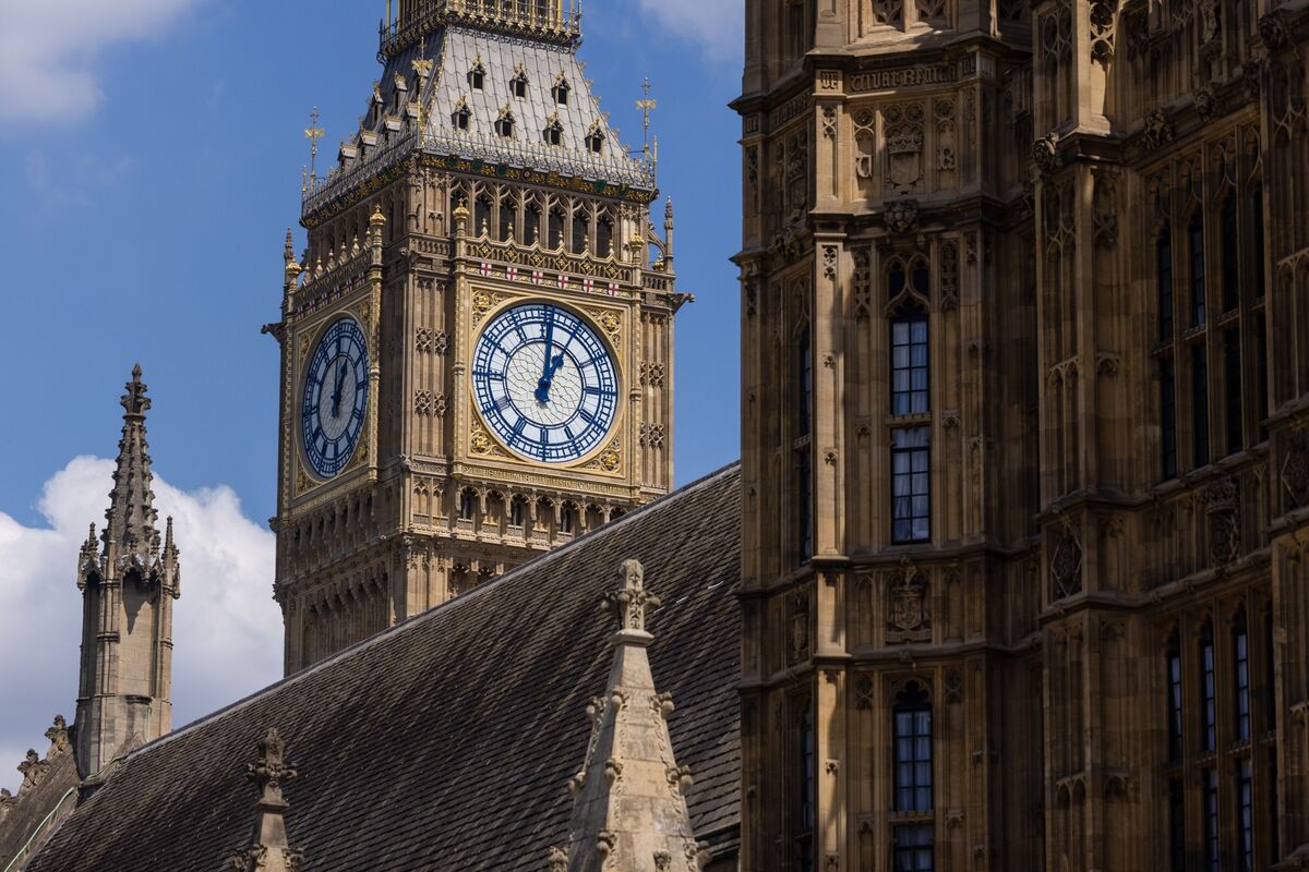 UK Government Plans Major Regulatory Overhaul to Stimulate Economic Growth