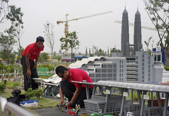 Owner of Legoland Malaysia Considers Selling Theme Park