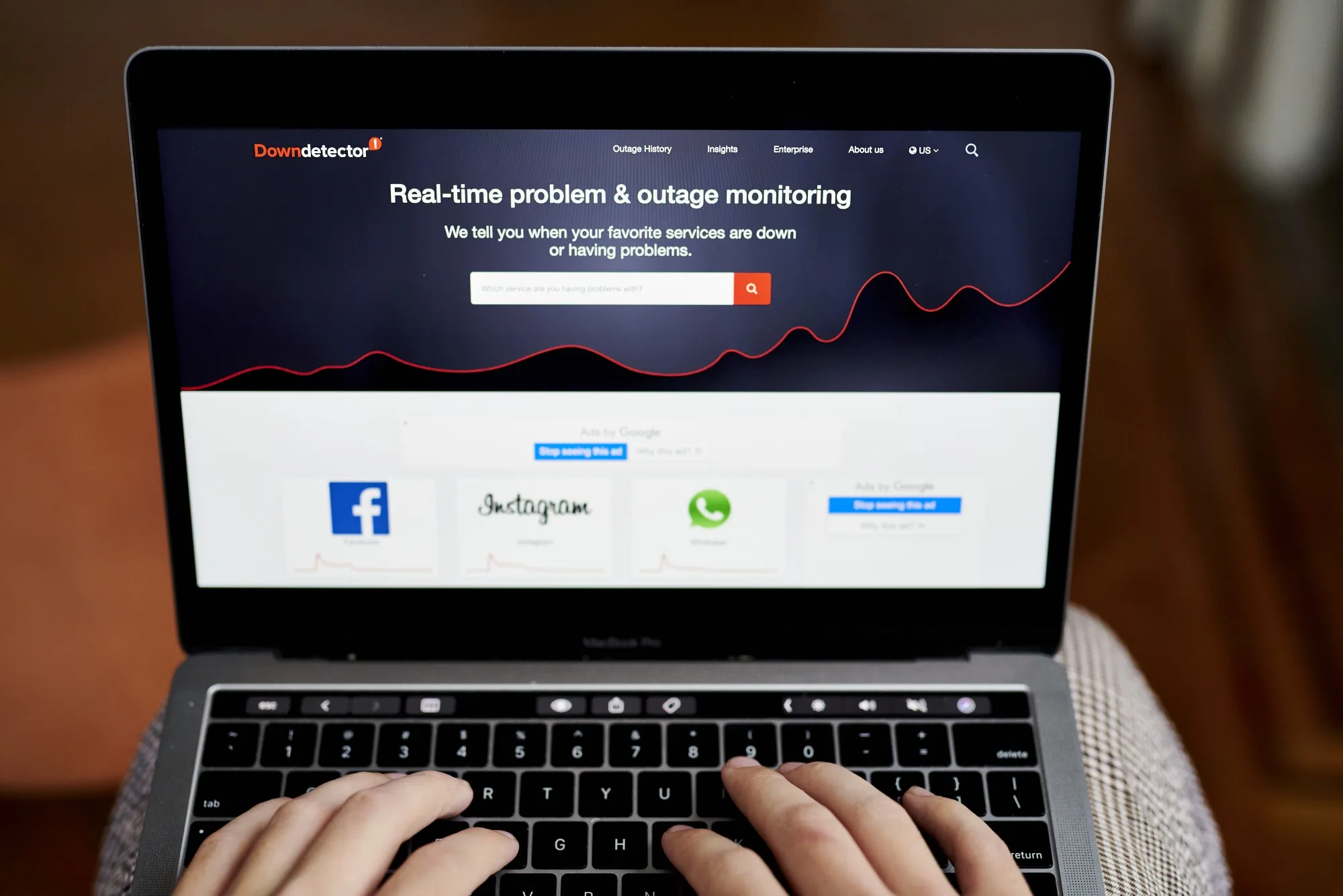 What Is Downdetector? Site Become Internet Go-To for Service Disruptions -  Bloomberg