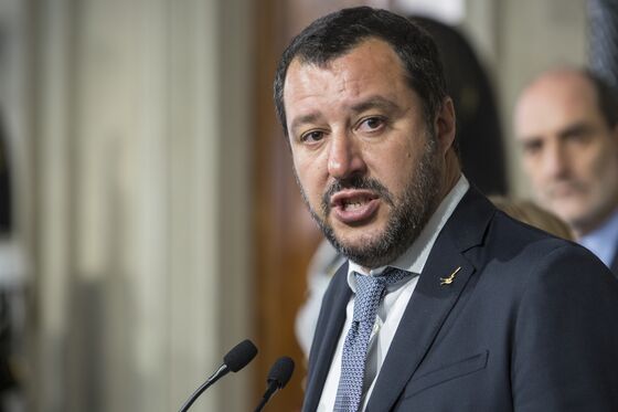 Italy Asks EU Countries to Accept Migrants From Ships