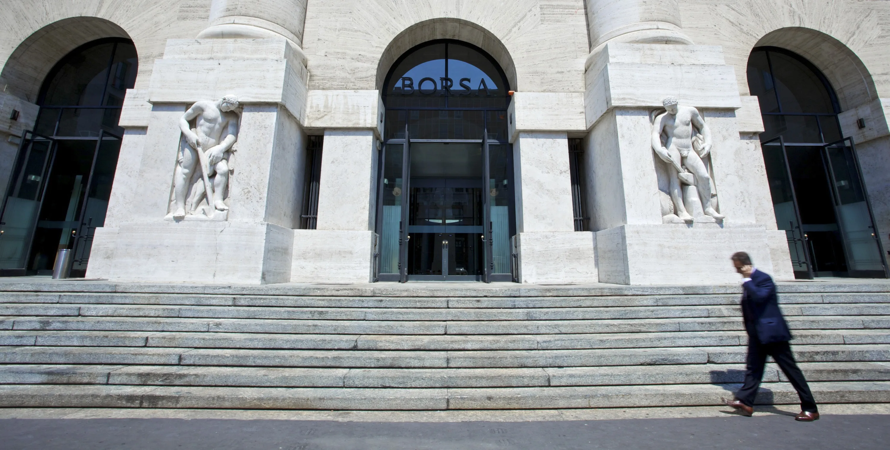 It wouldn’t be easy to just throw the Italian&nbsp;Stock Exchange into the deal.