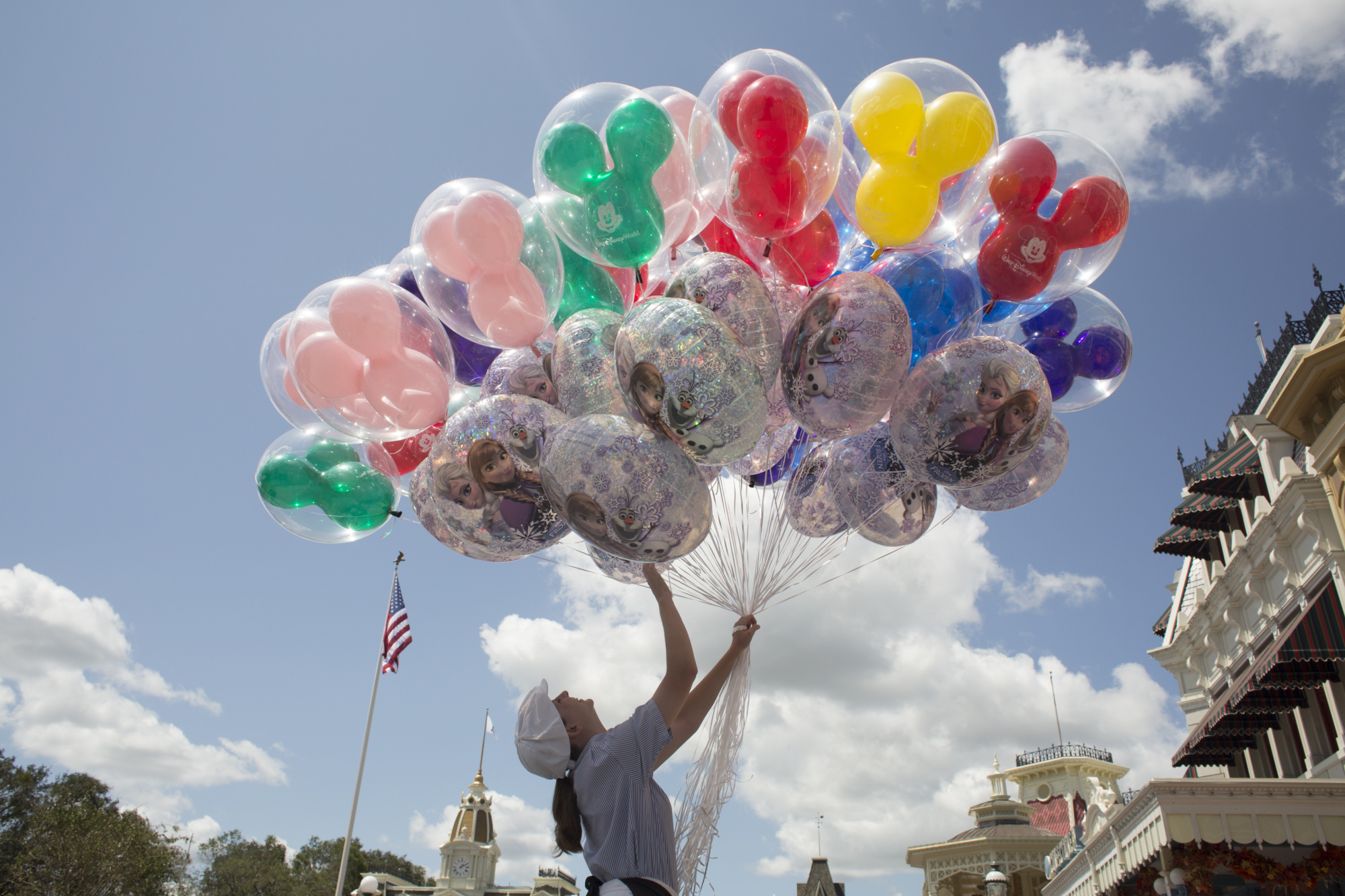 Disney Investors Offer Say on Executive Pay, and Dislike - Bloomberg