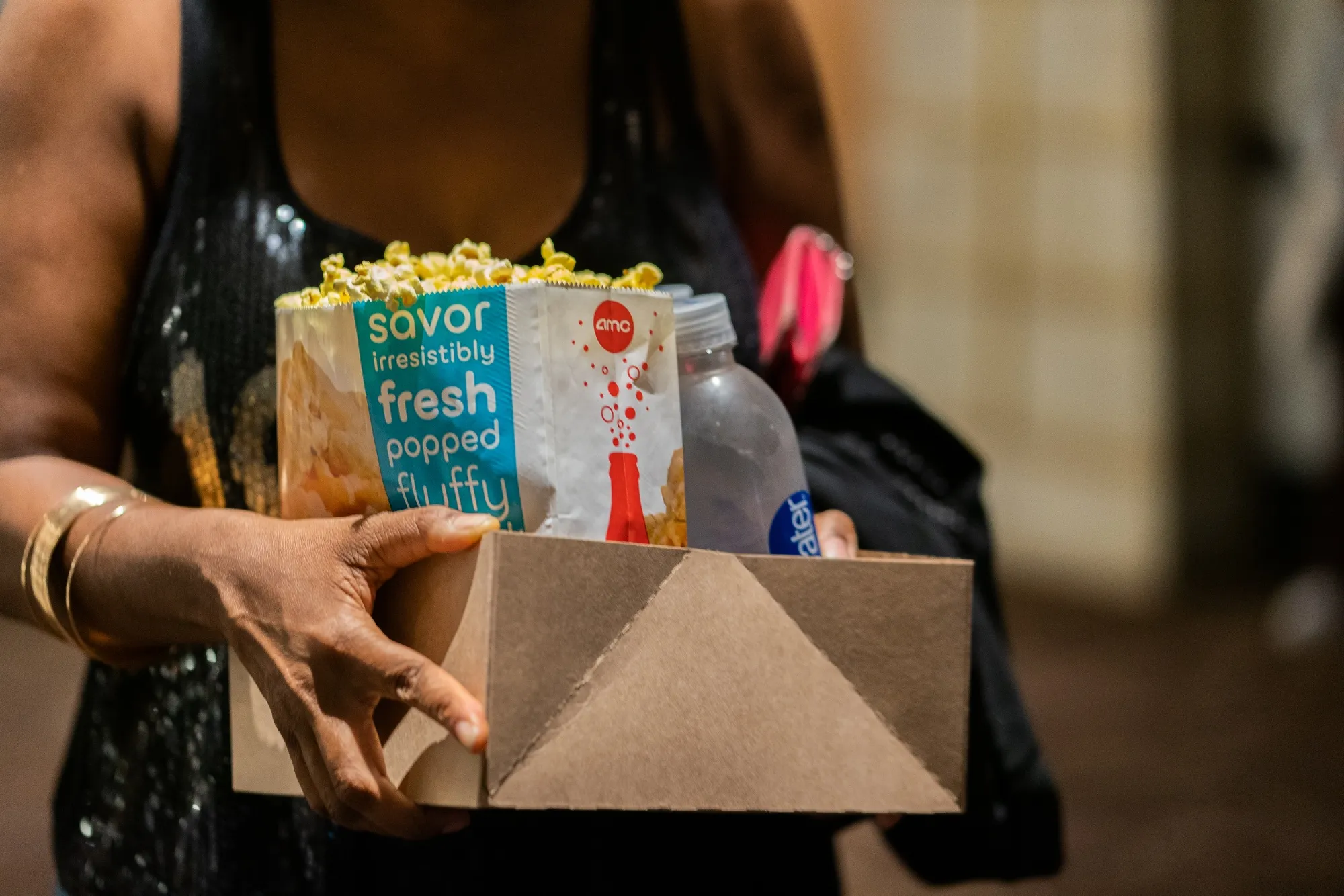 An AMC Theater As Insiders Sell Another $4 Million In Shares Amid Reddit Rally