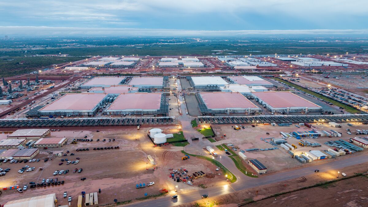 ⚫️ BLOOMBERG: "Dubbi di Kim Forrest sui nuovi data center per l'intelligenza artificiale"
