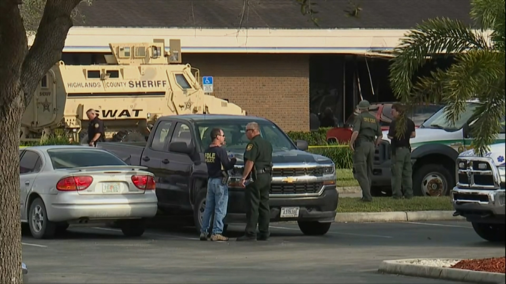 Watch Fatal Florida Bank Shooting - Bloomberg