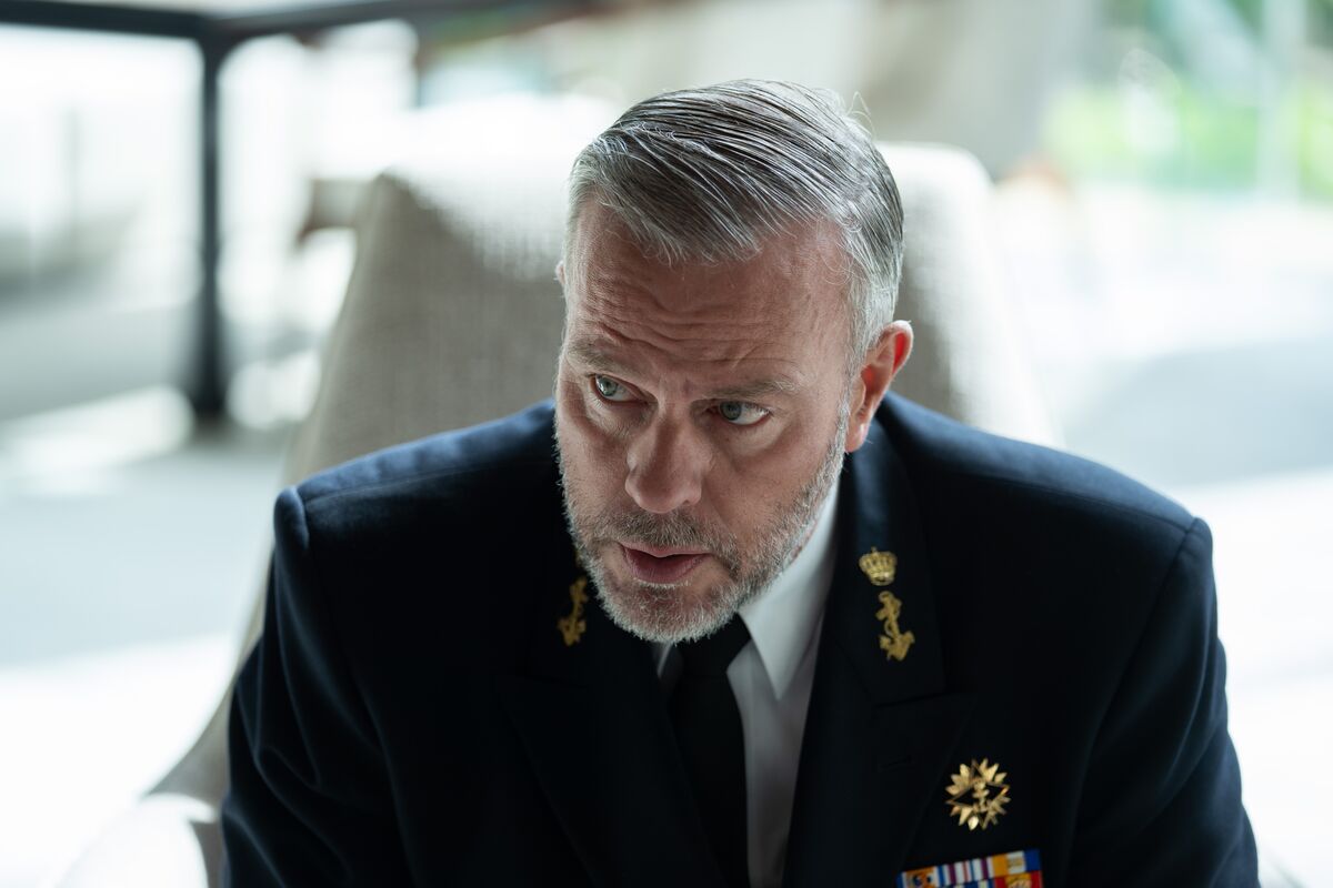 NATO Admiral Says US Unlikely to Stop Backing Ukraine After Vote