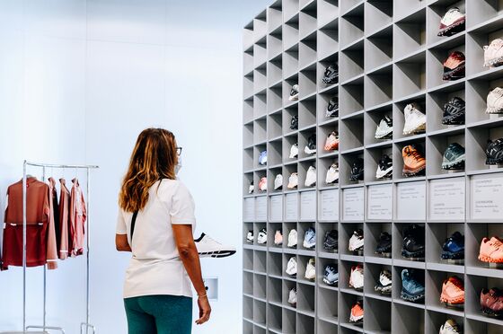Tiny Swiss Sneaker Brand Has Federer Backing and Big Ambitions
