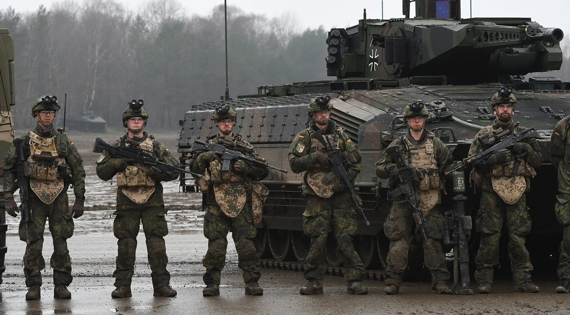 Crew members of the armored personnel carrier Puma of the German Bundeswehr during a training exercise.&nbsp;
