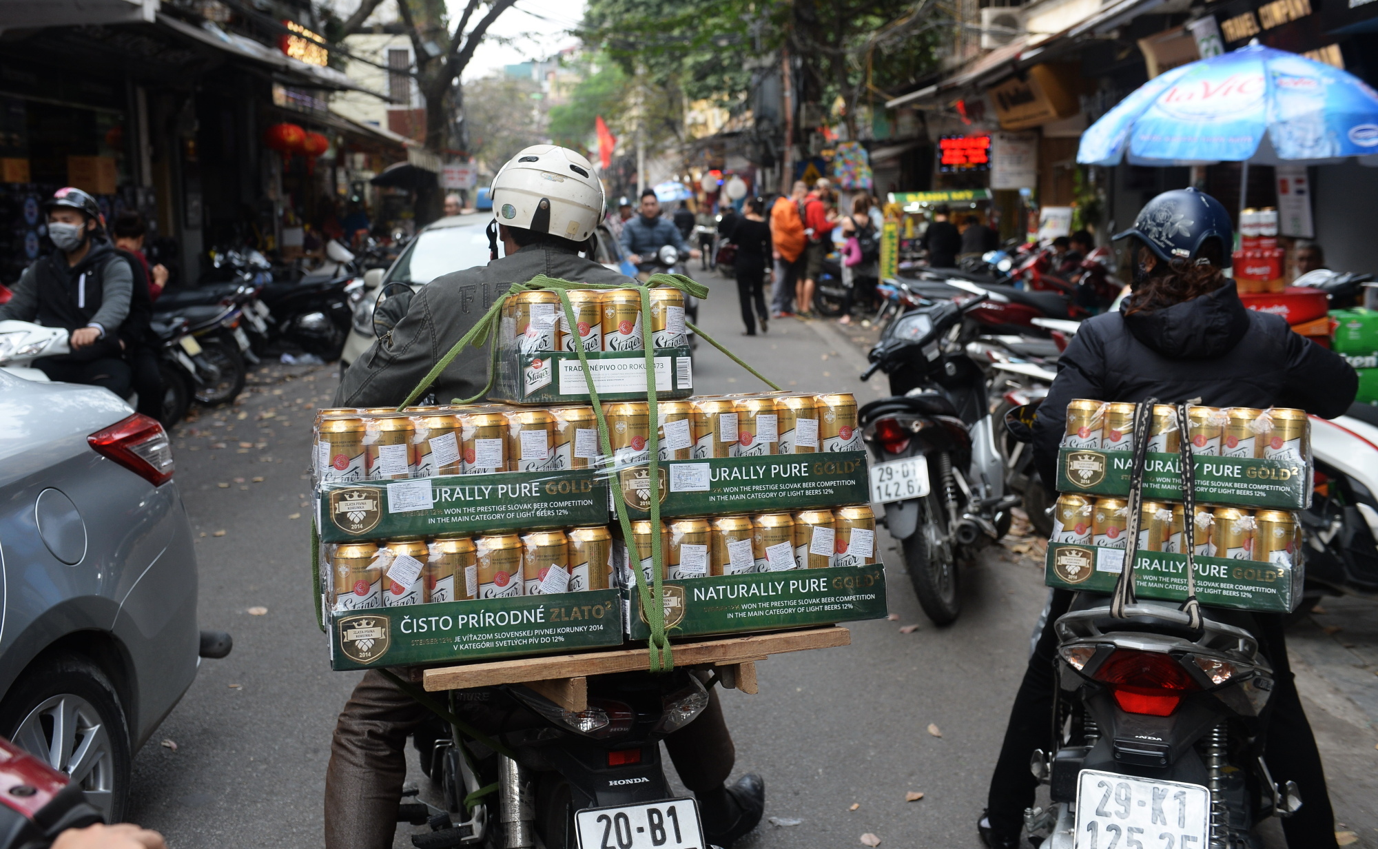 Households Cut Back On Beer Drinking On Slowing Vietnam Economy - Bloomberg