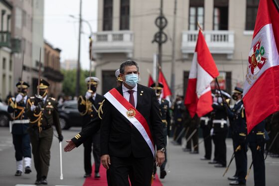 New Peru Leader Tries to Restore Calm With Cabinet Pick