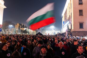 Bulgaria’s Big Euro Moment Gets Tarnished by Political Turmoil
