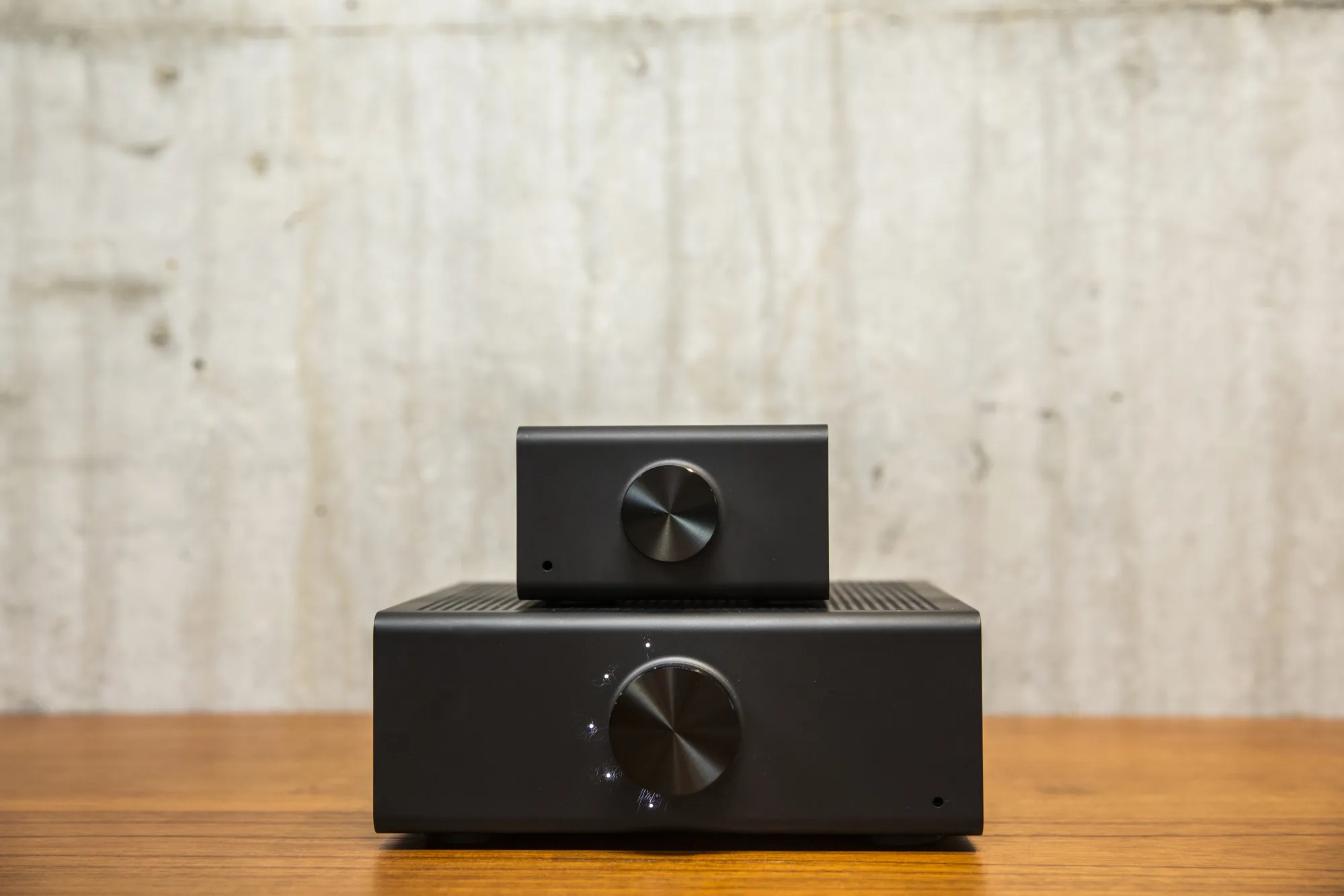 Amazon Shuts Down Amp, Its Live-Audio Streaming App - Bloomberg