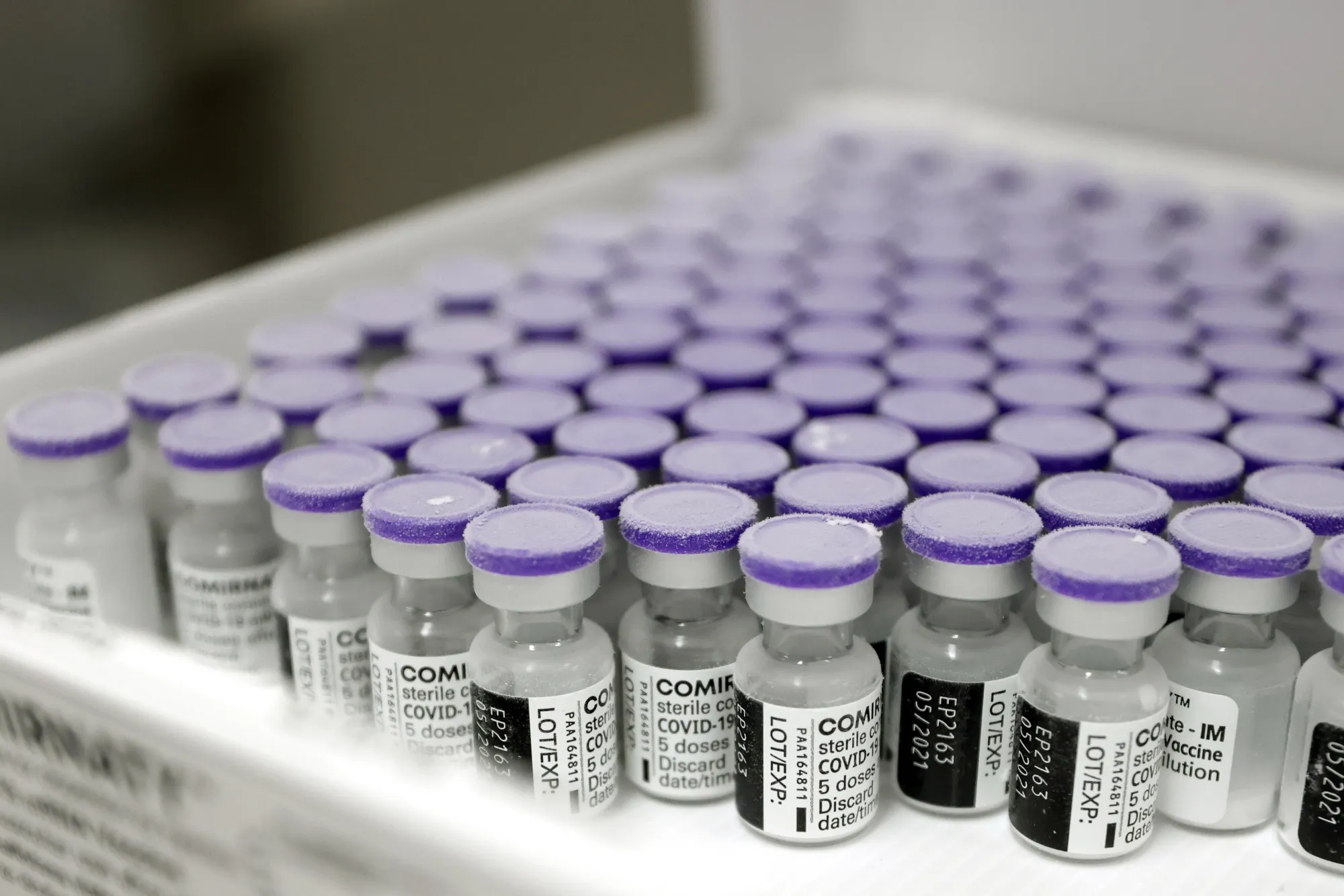 Vaccinations On Healthcare Workers As Japan Looks to Extend Tokyo Area Emergency