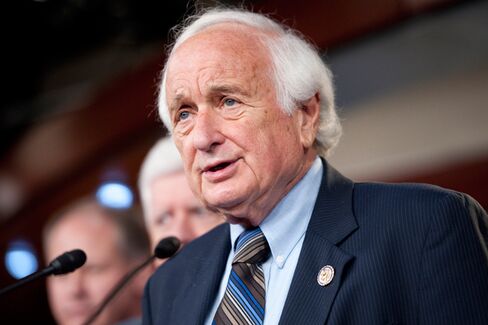 Democrats in Congress Gleefully Chase Romney's Tax Havens