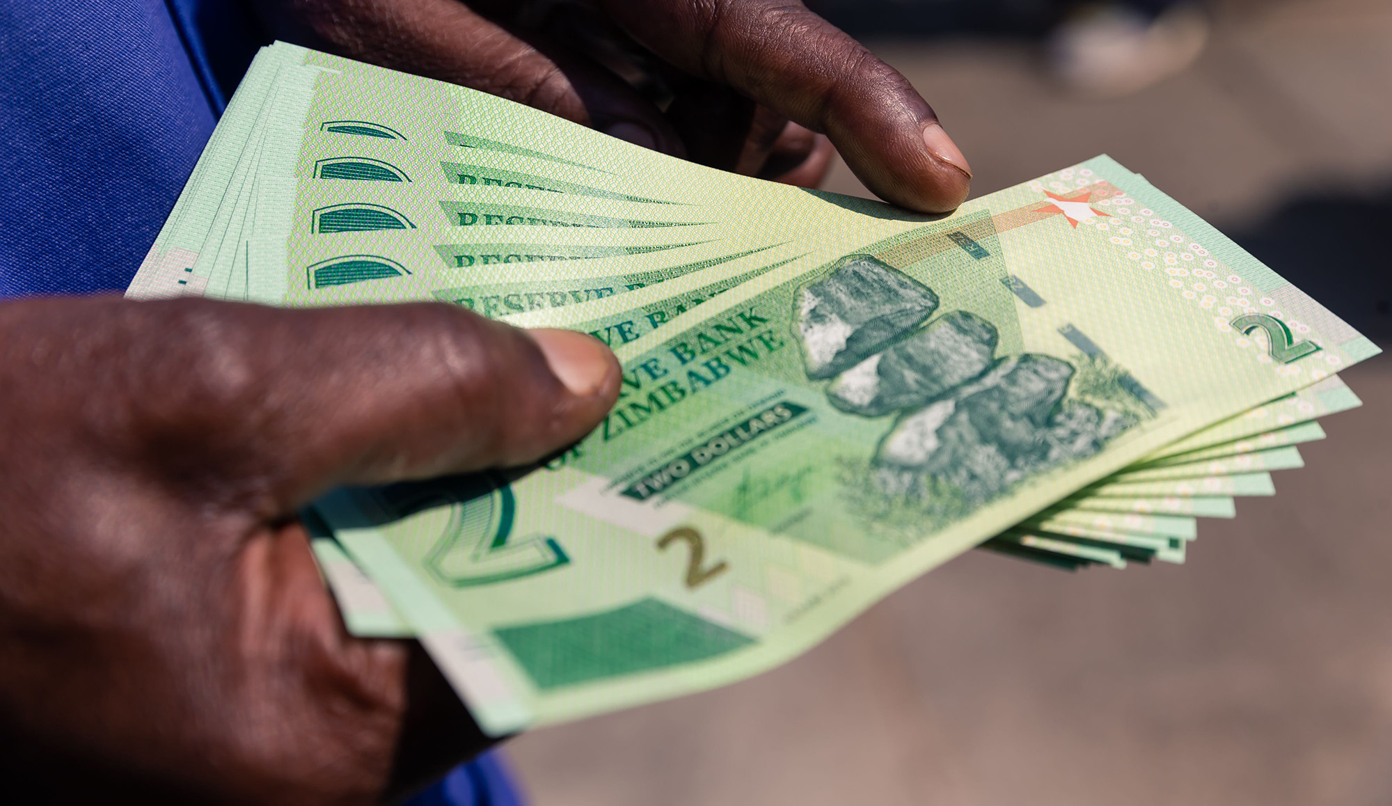 Africa News Zimbabwe Dollar (ZWL USD) Peg Returns Bloomberg