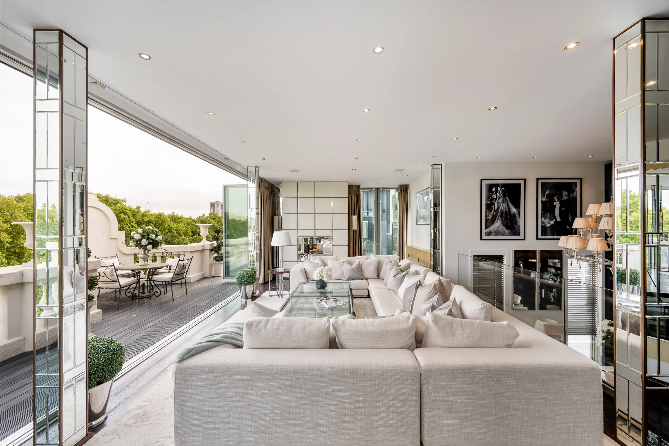 A penthouse in Knightsbridge overlooking Hyde Park sold with a guide price of just under £20 million.&nbsp;