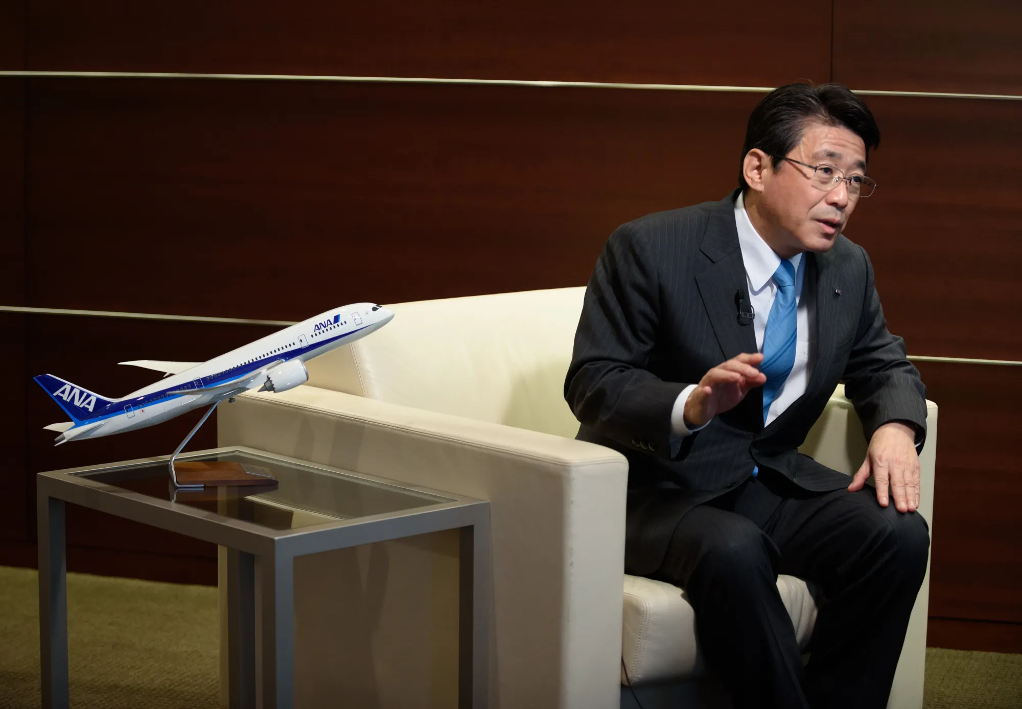Shinya Katanozaka.
