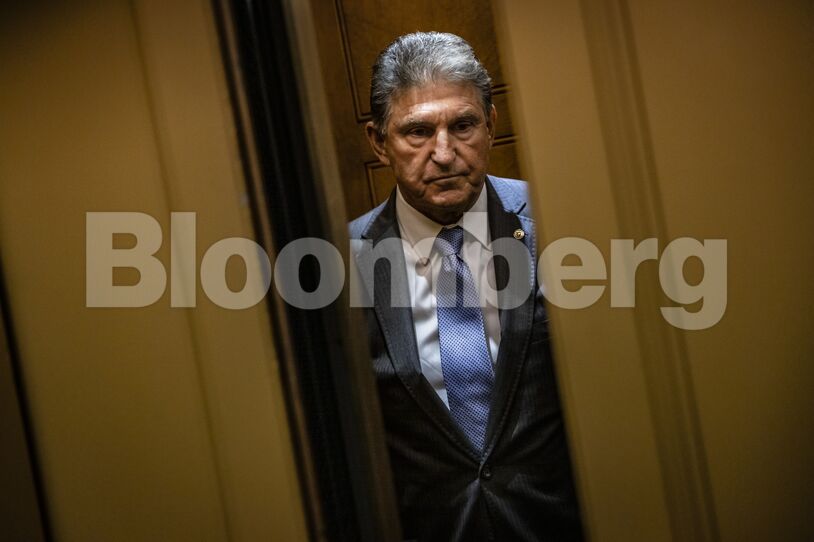 Senators Hold Policy Luncheons On Capitol Hill