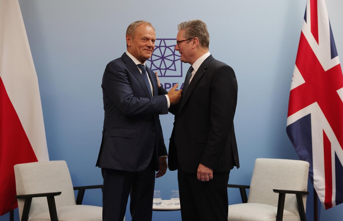 UK, Poland Sign Defense and Security Pact to Curb Russia Threat