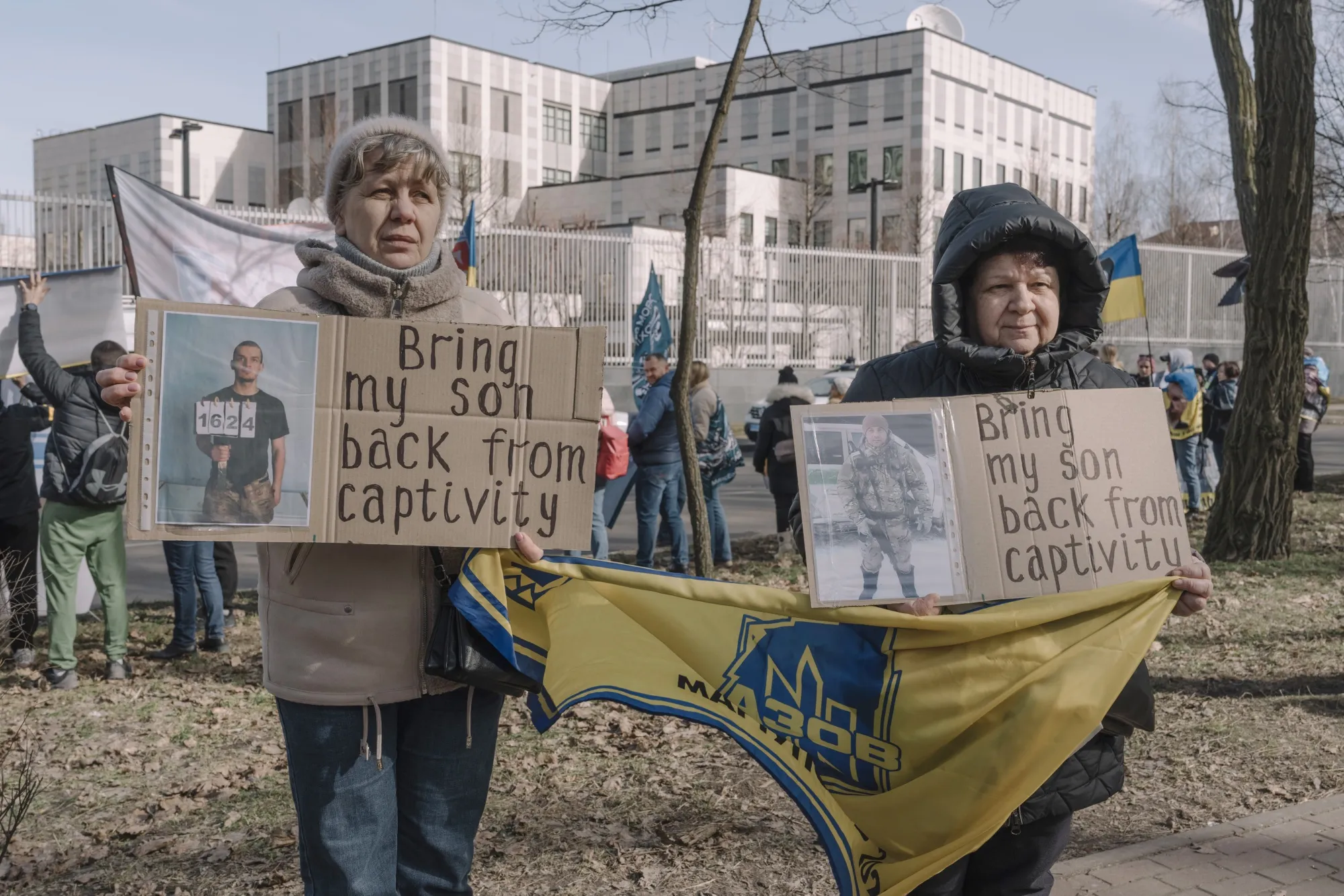 Protesters Call For Release of Ukrainian Prisoners Outside US Embassy in Kyiv
