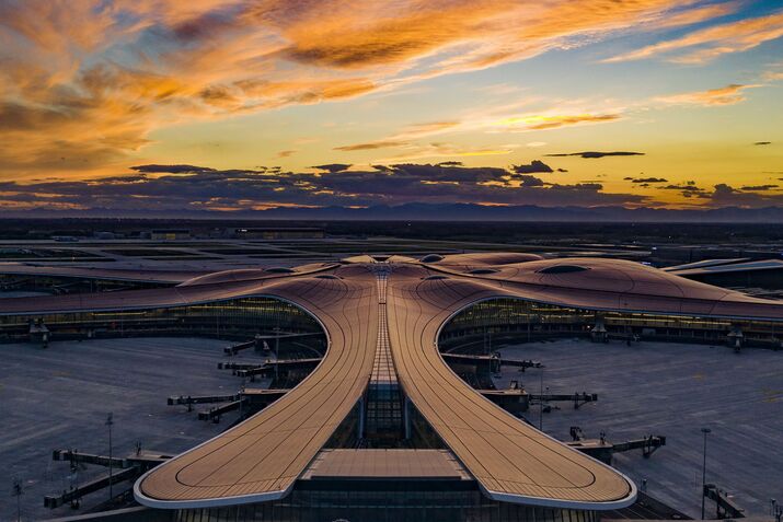 Beijing’s Giant New Airport Helps China Rival U.S. in the Skies