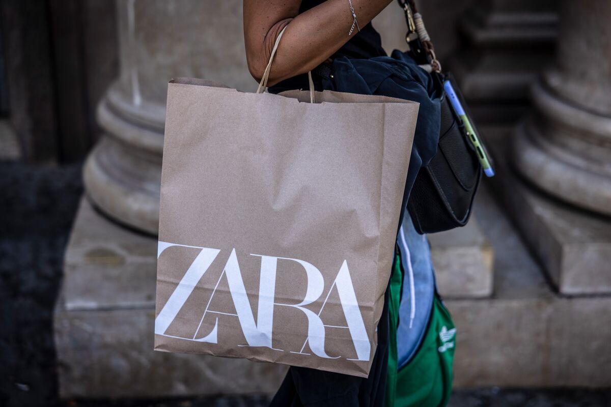 Zara Owner Inditex’s Sales Grow, Showing Retailer’s Resilience