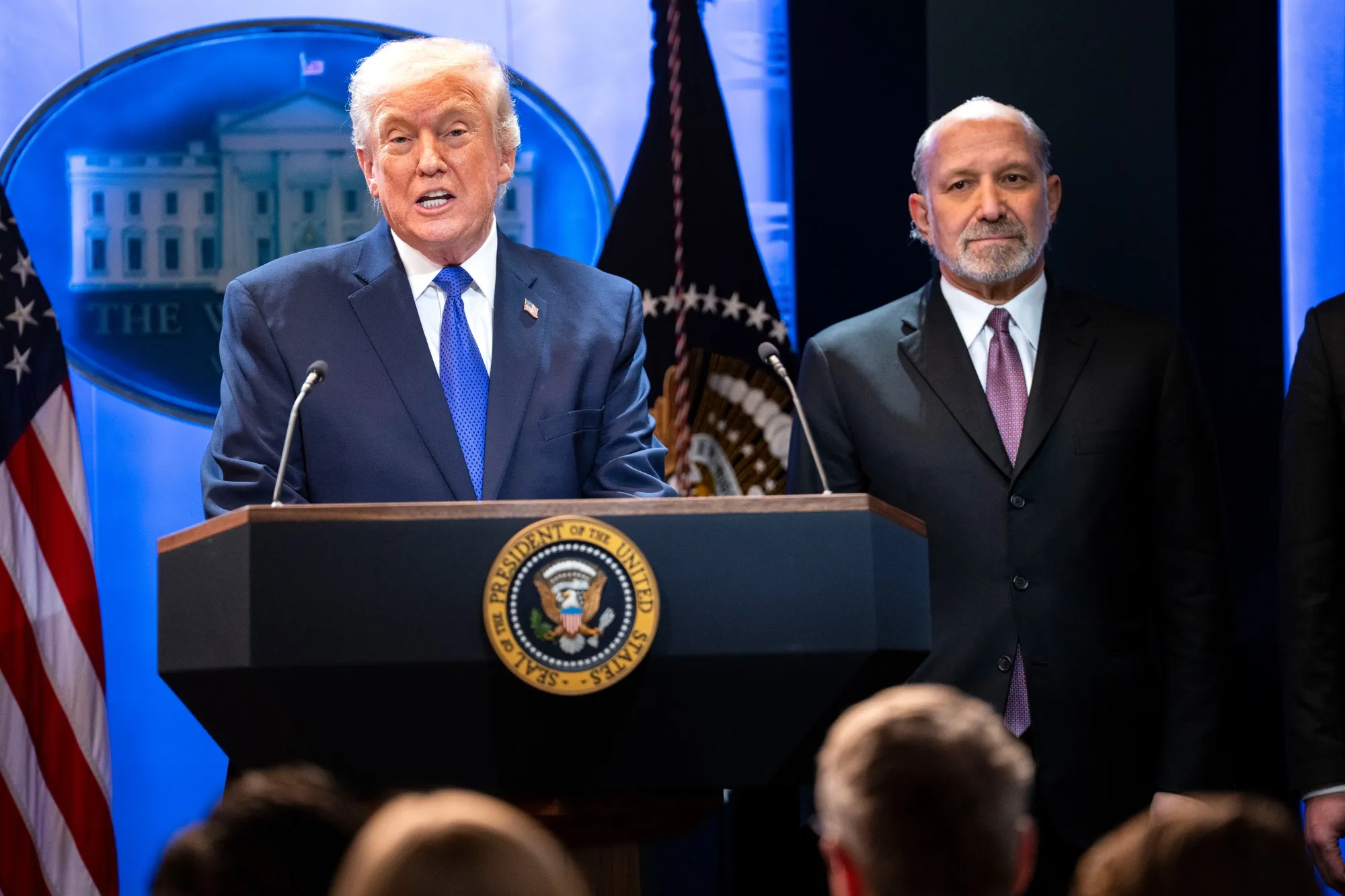 Trump to Impose 10% Global Tariff After Supreme Court Defeat - Bloomberg