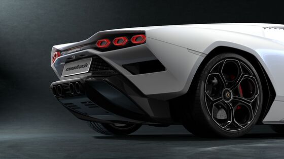 The Lamborghini Countach Returns as a $2.64 Million Hybrid Beast