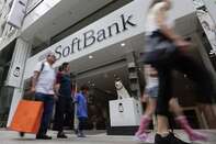 Inside the Softbank Ginza Store Ahead of First Quarter Earnings