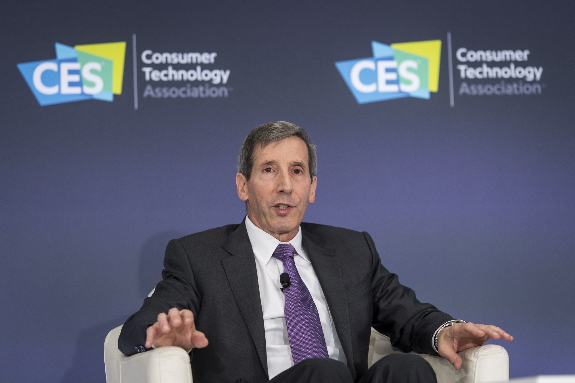 Joseph Simons, chairman of the Federal Trade Commission, speaks at CES 2020 in Las Vegas, on Tuesday, Jan. 7, 2020.&nbsp;