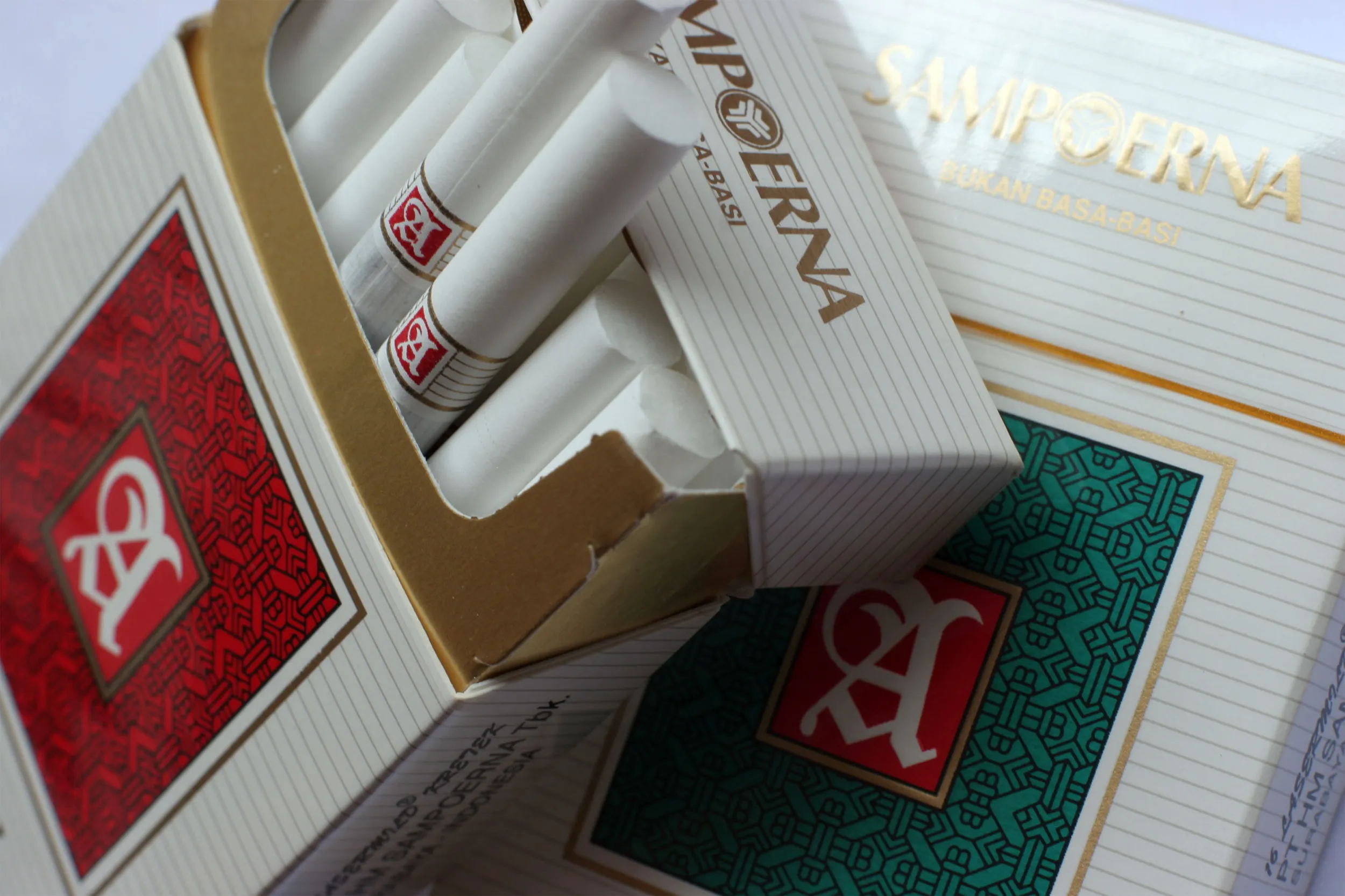 indonesia tobacco company Indonesian Tobacco Giants Plunge on Steep Hike in Excise Tax