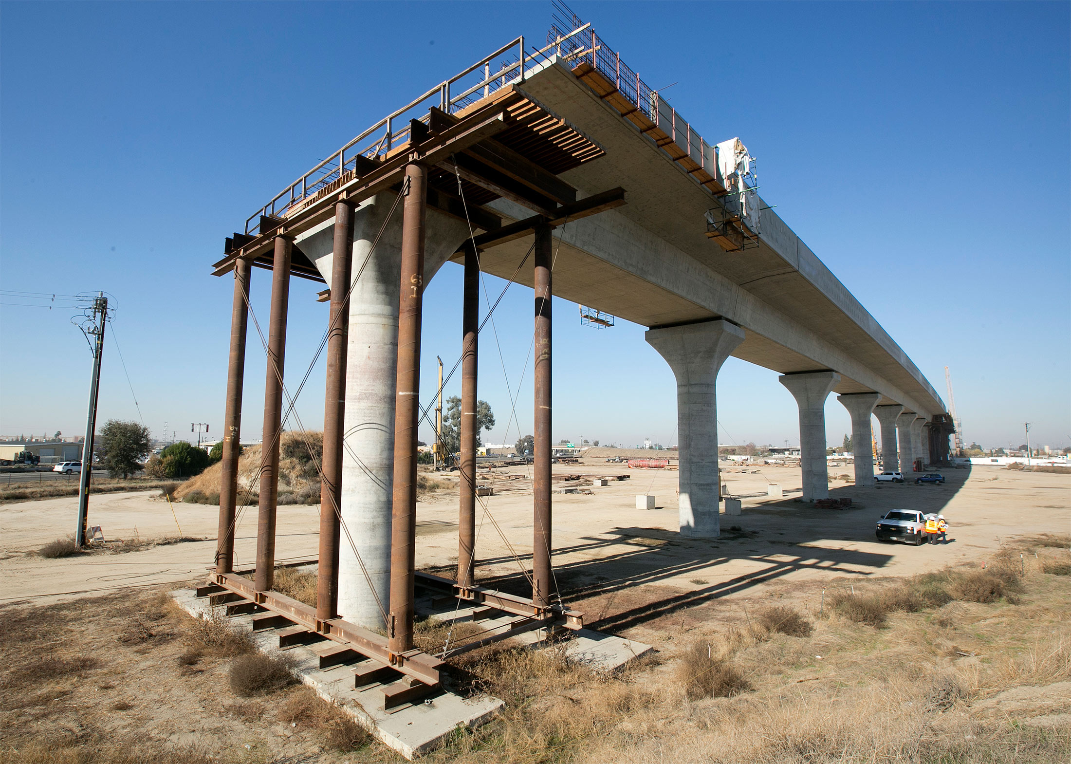 An elevated section&nbsp;of the high-speed rail under construction in Fresno, Calif. on Dec. 6, 2017.