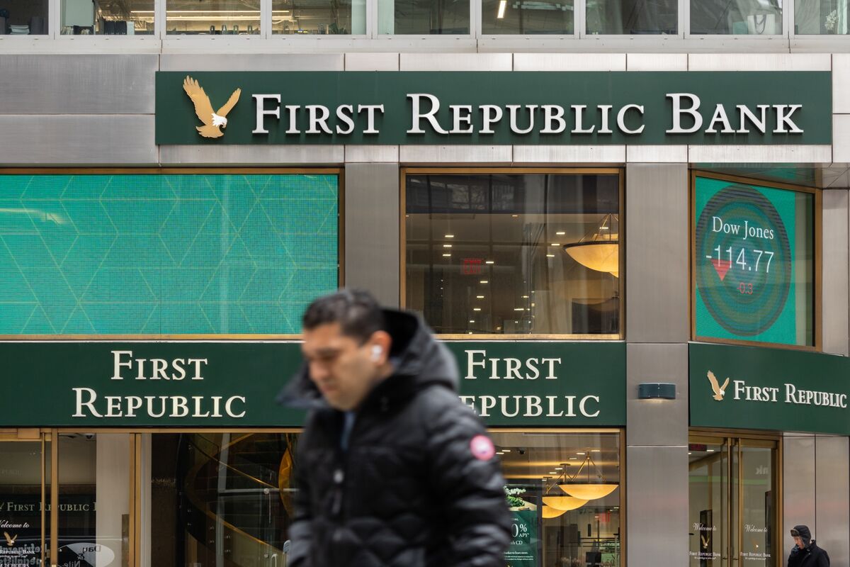 First Republic Reverses 36 Plunge As Us Pushes Bank Rescue Flipboard 6924