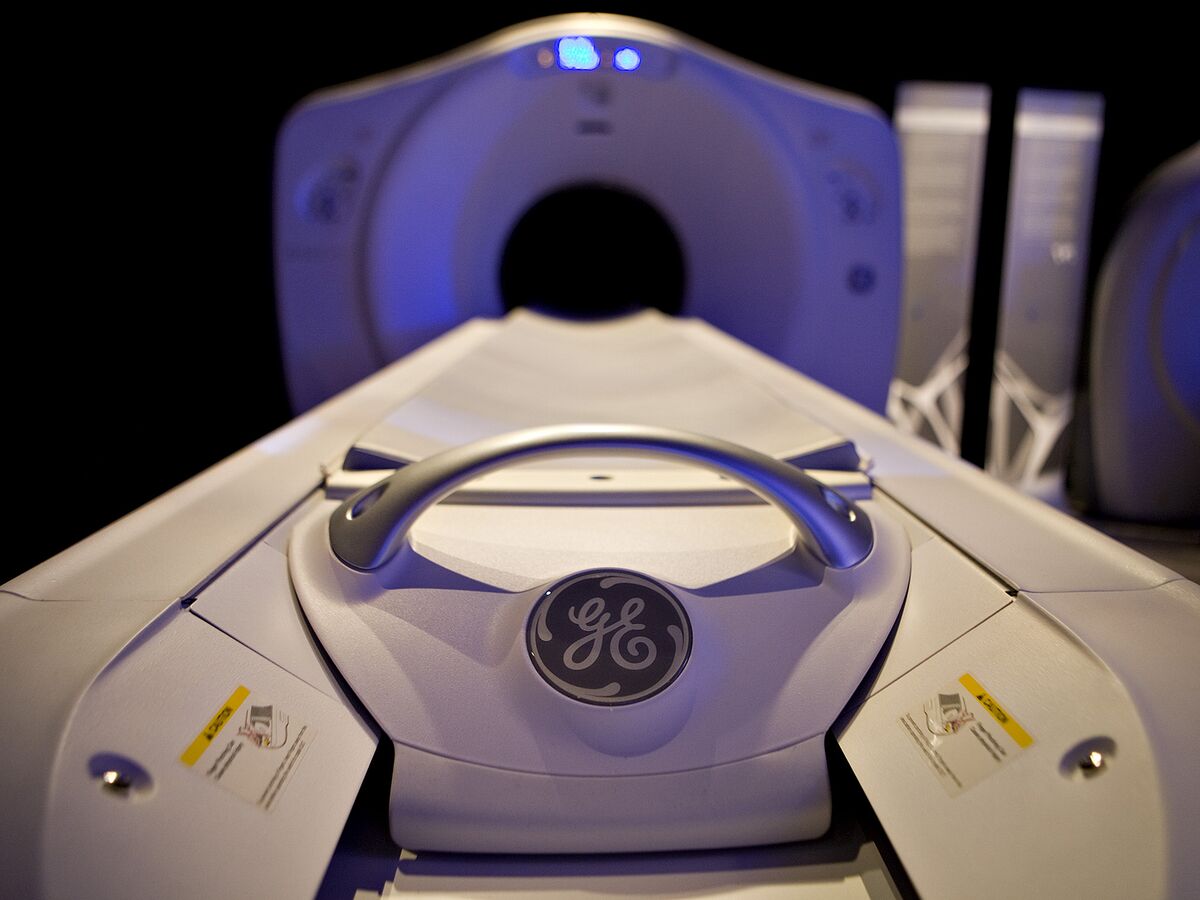 GE Looks to Reduce Debt With $21 Billion Asset Sale - Bloomberg