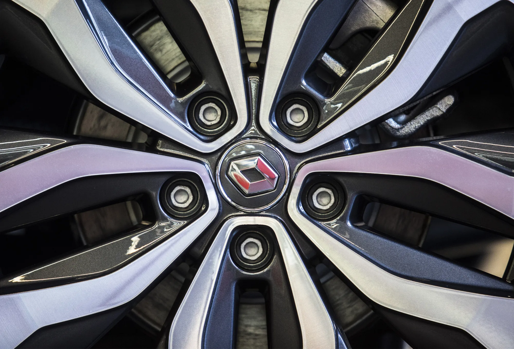 Renault SA Showrooms As Emissions Testing Investigators Seize Computers From Automaker