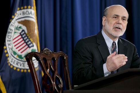 Bernanke Says Stronger Stress-Tested Banks Bode Well for Growth