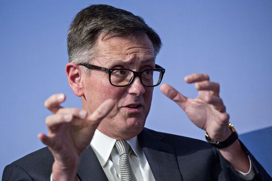 Clarida Says Fed Will ‘Act as Appropriate’ to Sustain Expansion