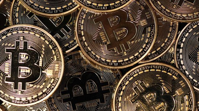 Bloomberg business news