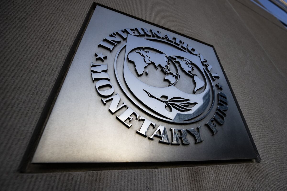 imf-says-global-debt-at-record-226-trillion-faces-risk-as-rates-rise