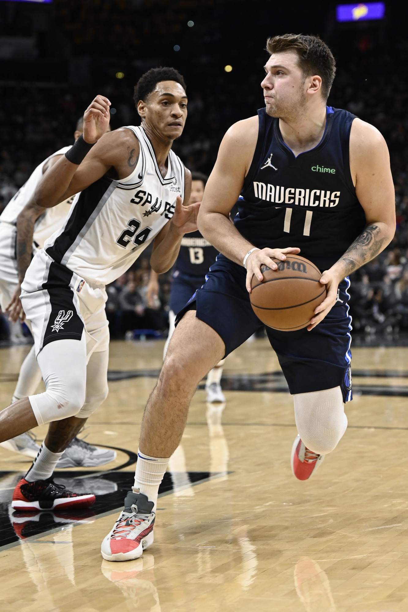 Dallas Mavericks land Boban Marjanovic on two-year $7 million deal