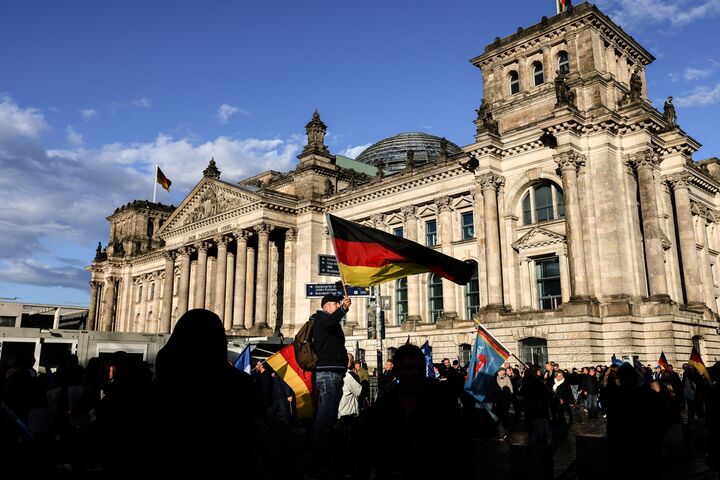 Germany AfD Far-Right Party Overtakes Scholz’s Social Democrats In Poll ...