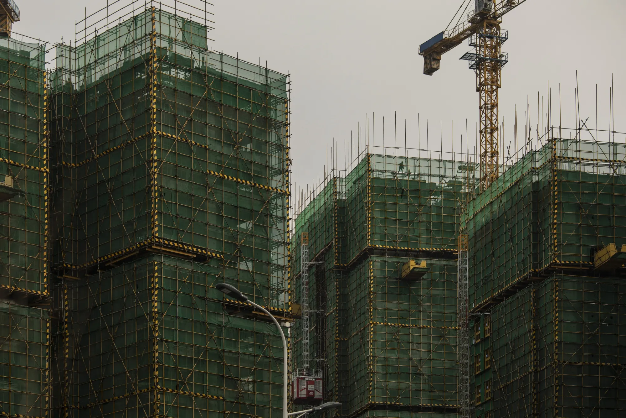 New-home&nbsp;prices&nbsp;in 70 cities, excluding state-subsidized housing, dropped 0.51% from September.