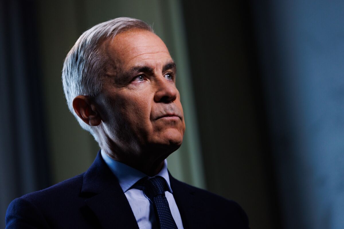 bloomberg.com - Brian Platt - Carney Invokes New Powers to Fast-Track West Coast Oil Pipeline