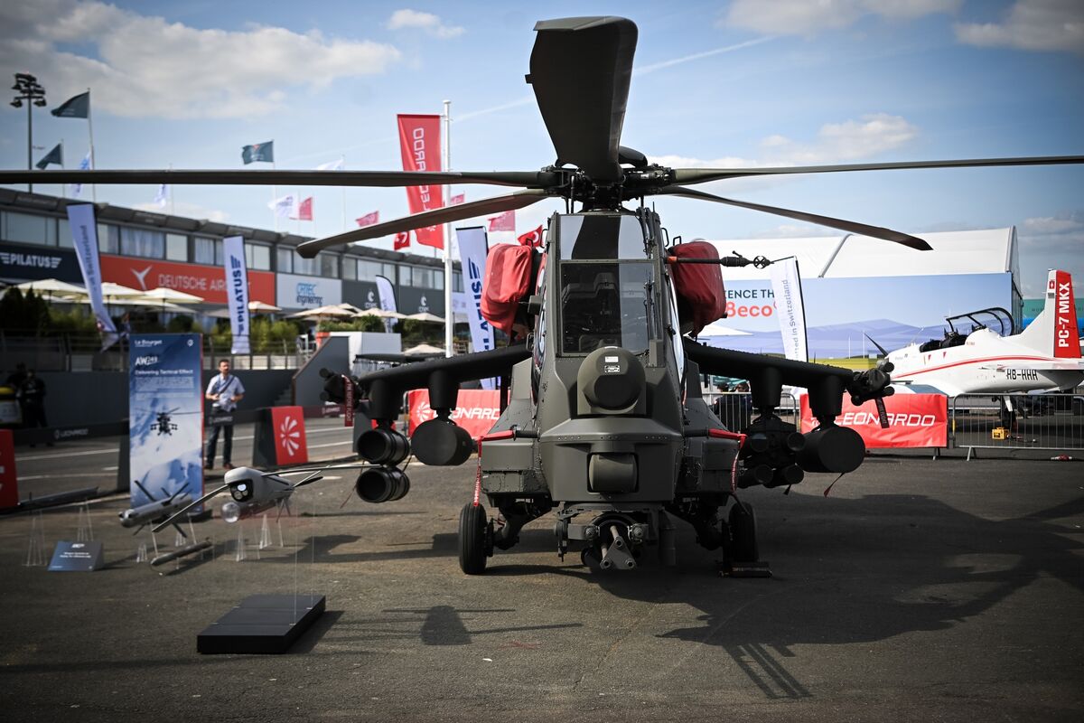 European Defense Stocks Near Valuation Peak, Deutsche Bank Says