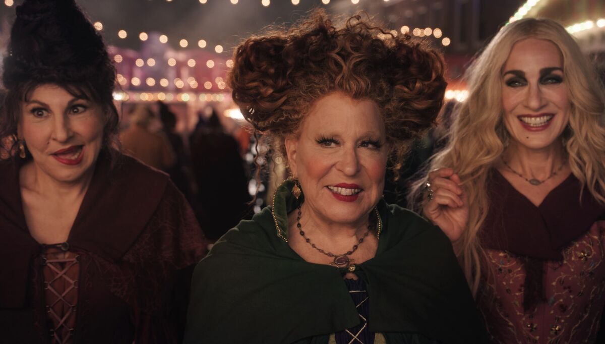 Hocus Pocus 2 Review: The Witches Are Back, But the Magic Isn't