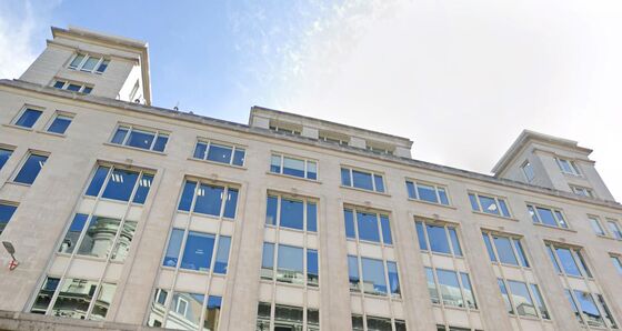 DWS Scraps City of London Office Sale as Lockdown Saps Demand