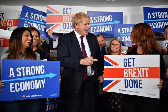 Johnson Returns to Key Brexit Message as Polls Put Him Ahead